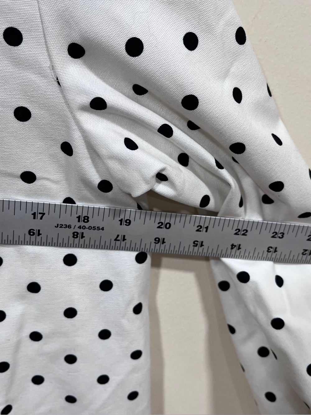 NWT ANTHROPOLOGIE Polka Dot Embroidered Trench size small - Picture 6 of 7